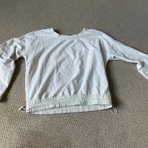 dip brand size M women’s cream crewneck